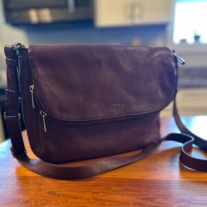 FOSSIL Preston Burgundy Leather Expandable Crossbody Shoulder Bag